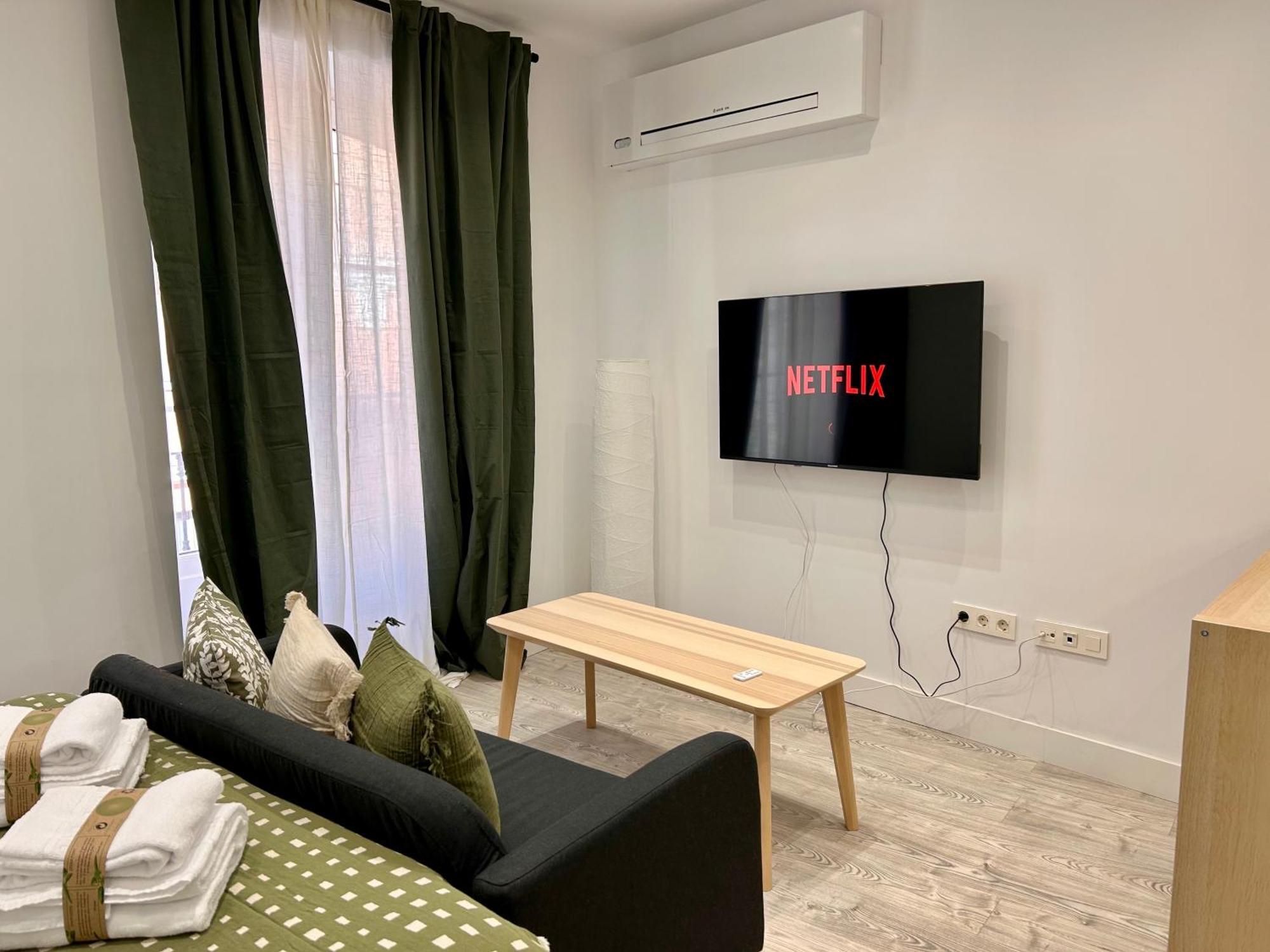 Insidehome Ciudad Del Cine Valladolid Ngoại thất bức ảnh