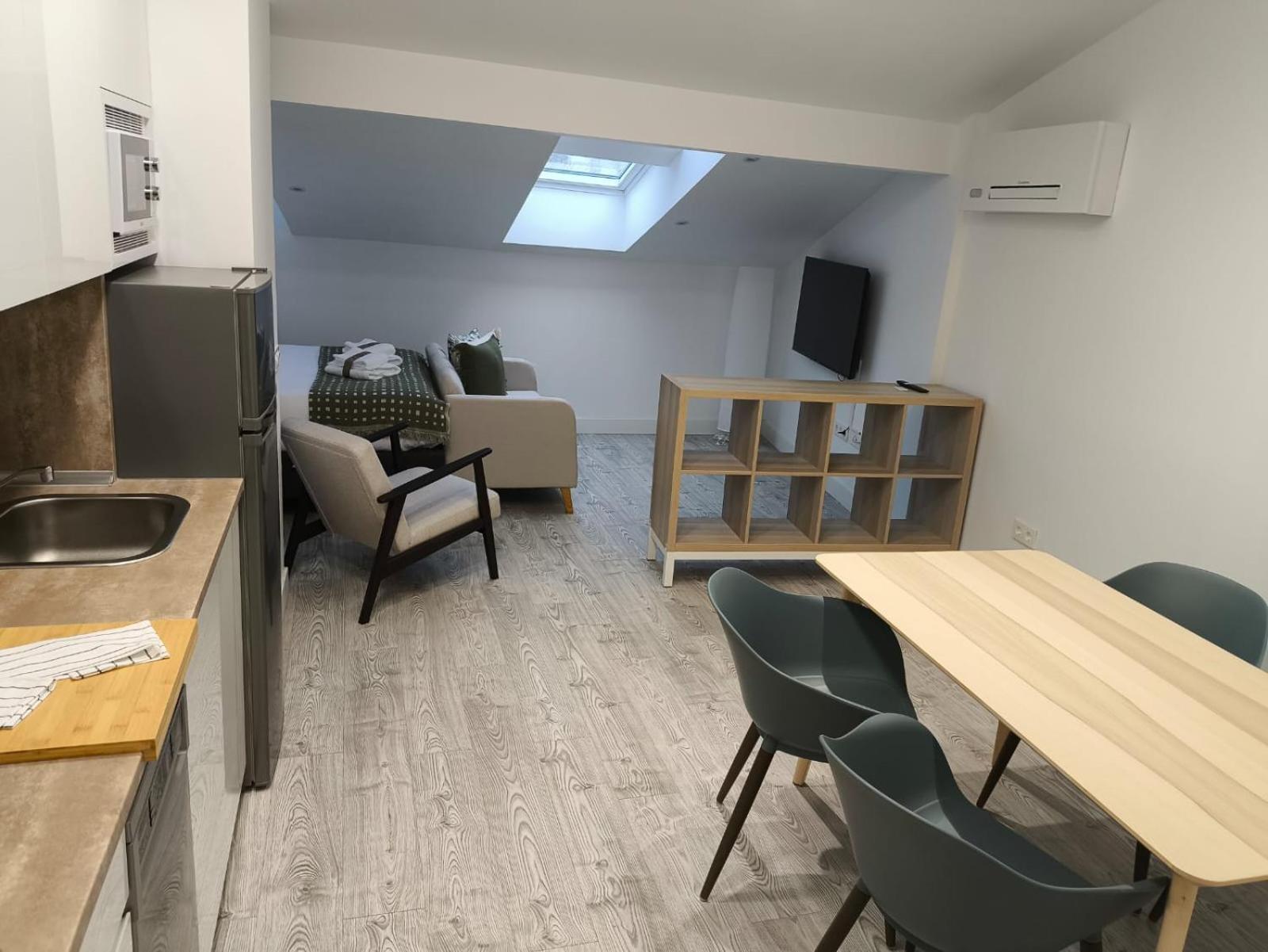 Insidehome Ciudad Del Cine Valladolid Ngoại thất bức ảnh